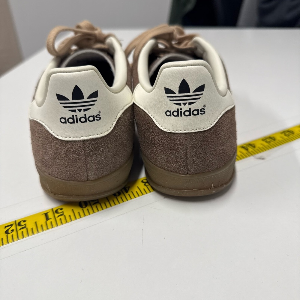 Adidas Cream and Brown Sneakers - Picture 3 of 4